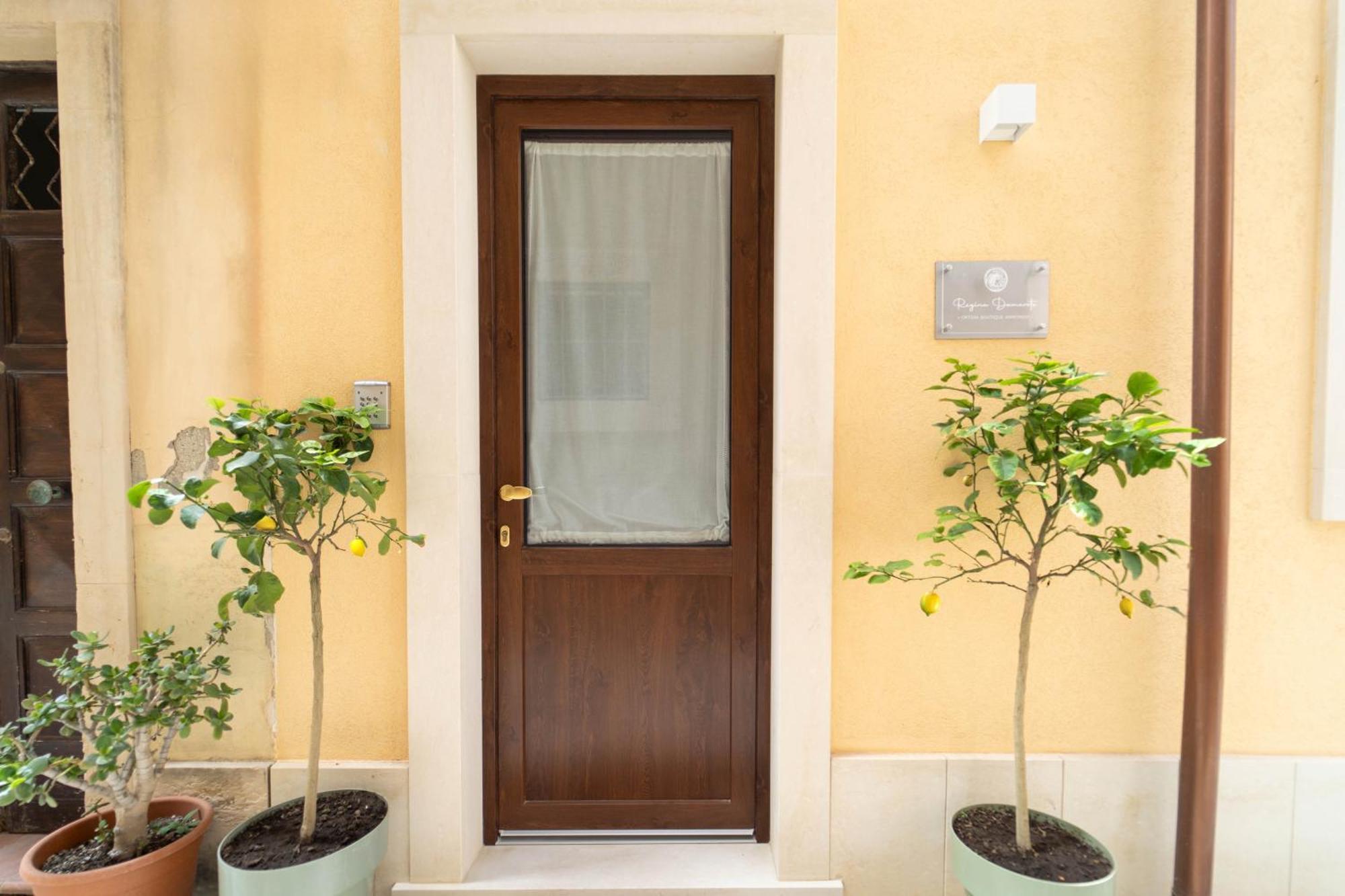 Regina Damarete Ortigia Boutique Apartment Syracuse Buitenkant foto